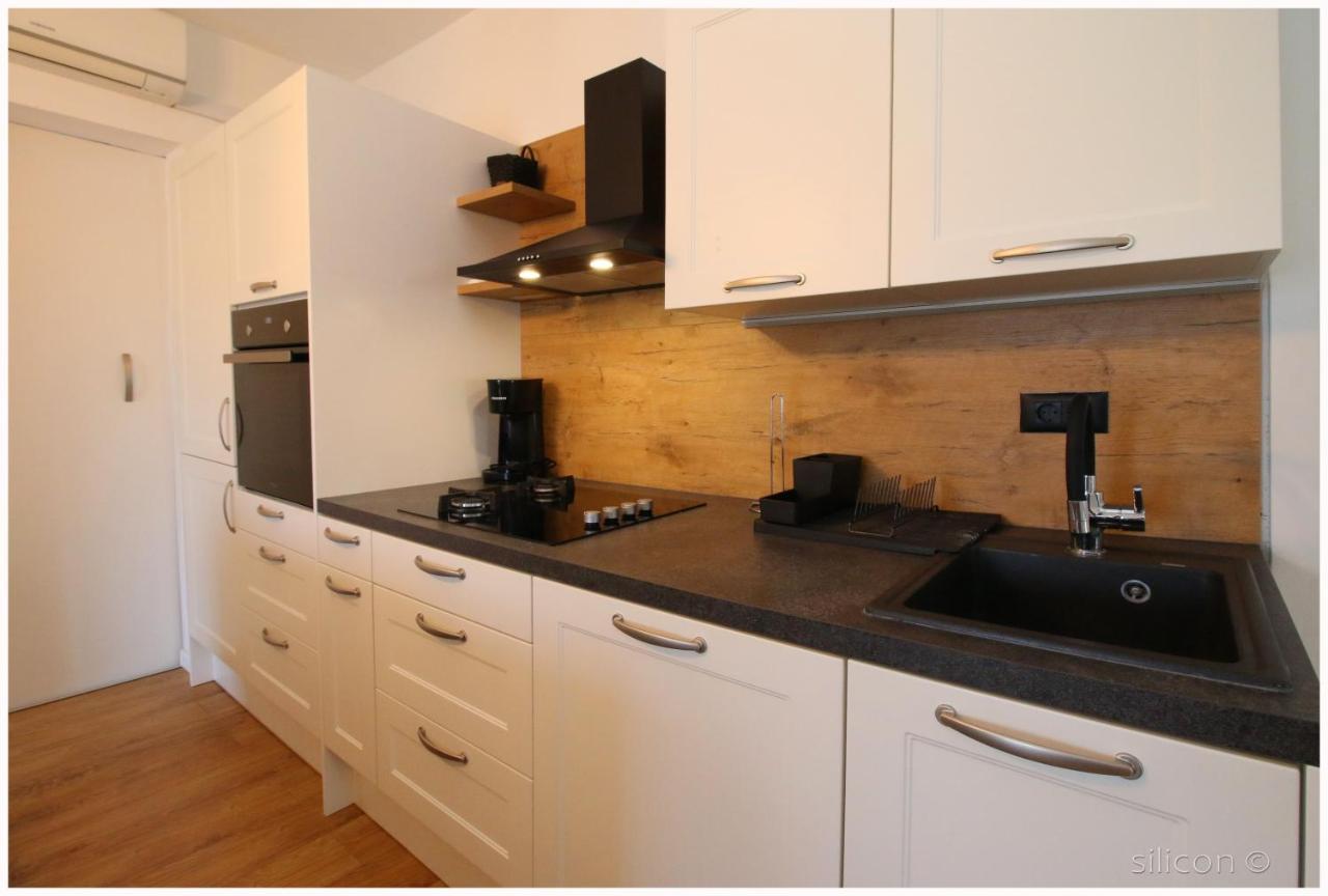 פרימוסטן Apartman Silicon מראה חיצוני תמונה